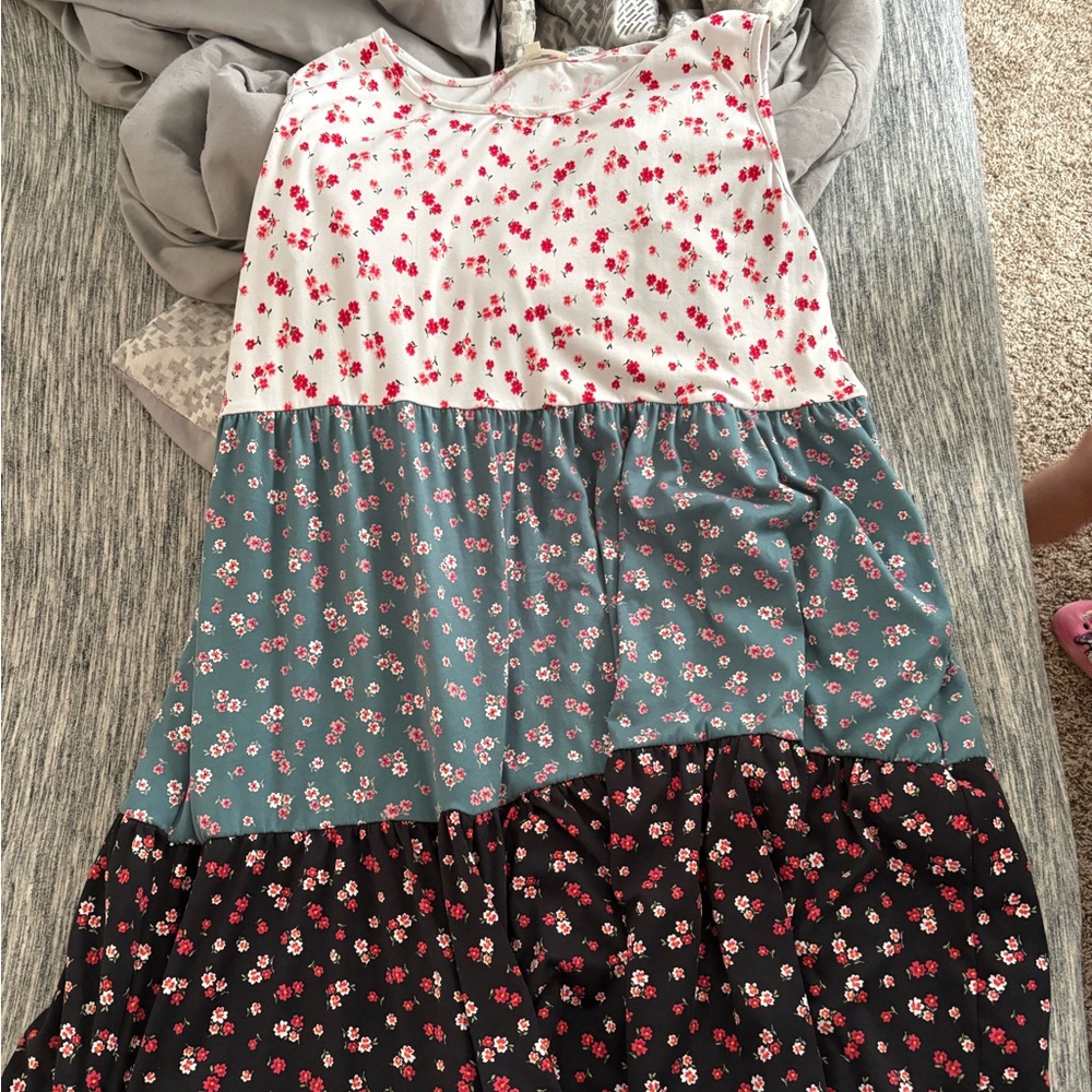 Floral Tiered Dress - White, Teal, and Black